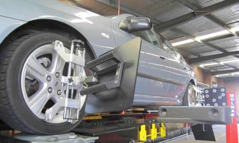 wheel balacing and wheel alignment-min