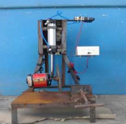 Design and Fabrication of Typical Pipe Cutting Machine